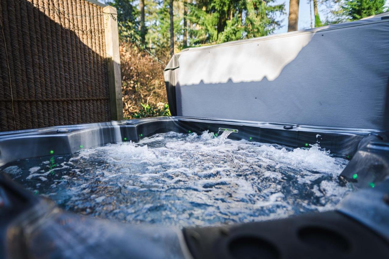 Luxe Vakantiehuis In Het Bos Met Jacuzzi En Sauna Lunteren Ngoại thất bức ảnh
