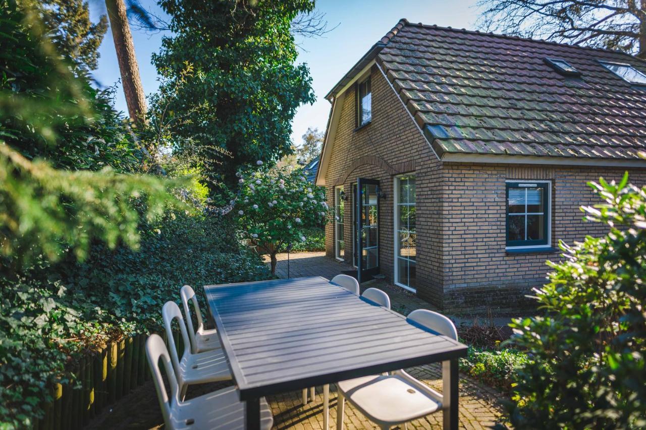Luxe Vakantiehuis In Het Bos Met Jacuzzi En Sauna Lunteren Ngoại thất bức ảnh