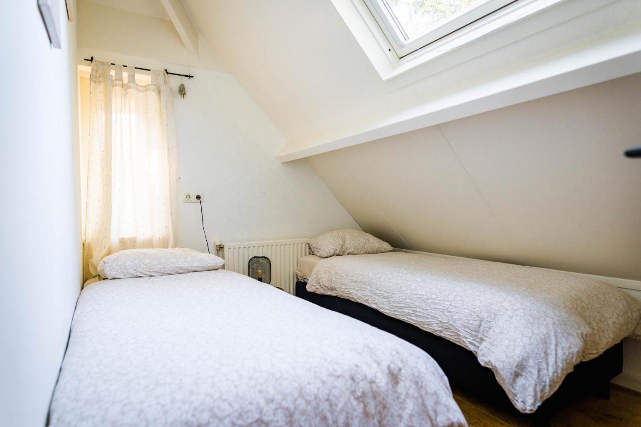 Luxe Vakantiehuis In Het Bos Met Jacuzzi En Sauna Lunteren Ngoại thất bức ảnh