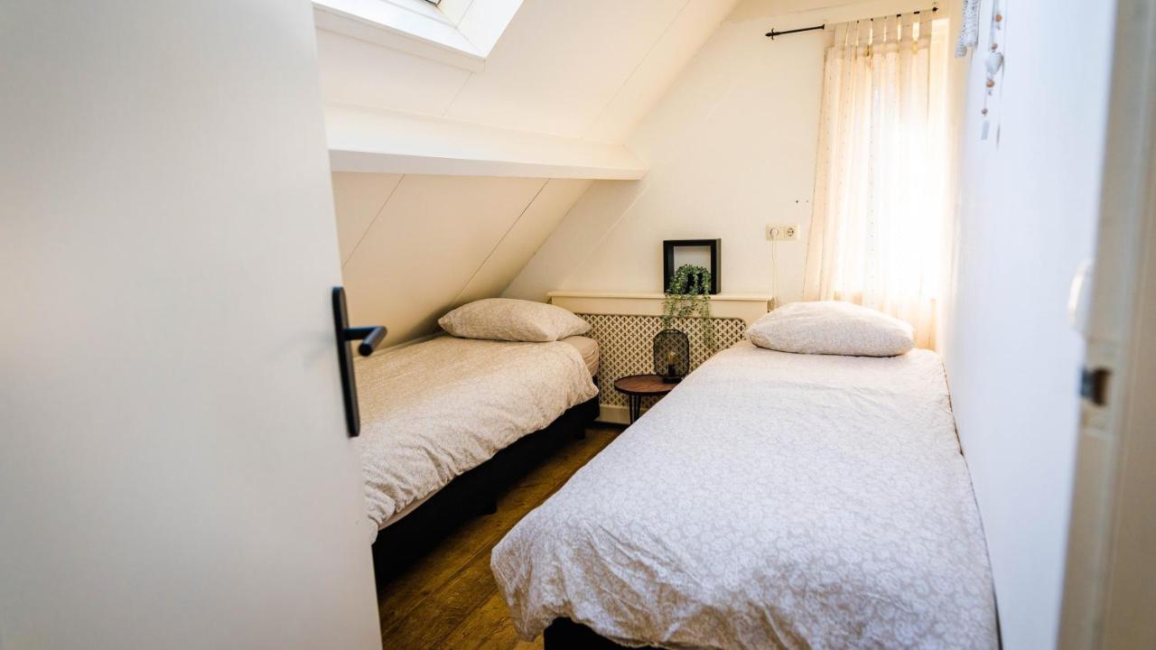 Luxe Vakantiehuis In Het Bos Met Jacuzzi En Sauna Lunteren Ngoại thất bức ảnh
